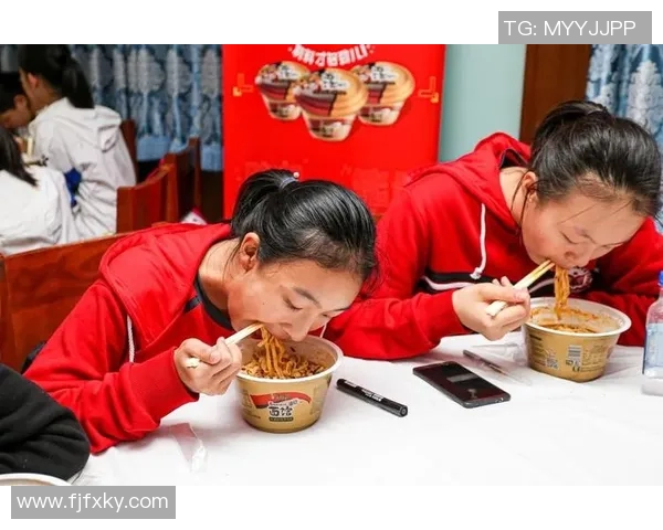 对话杨静：回顾她的排球生涯与成长历程的精彩瞬间