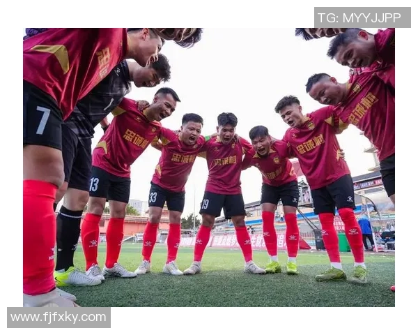 足球明星忠贞的背后故事与他们对球队的无私奉献精神 足球明星忠贞的背后故事与他们对球队的无私奉献精神