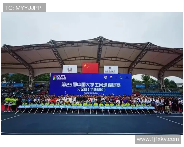 重庆网球队在全国网球团队协作排行榜中荣获第三名展现出强大实力与团队精神 重庆网球队在全国网球团队协作排行榜中荣获第三名展现出强大实力与团队精神